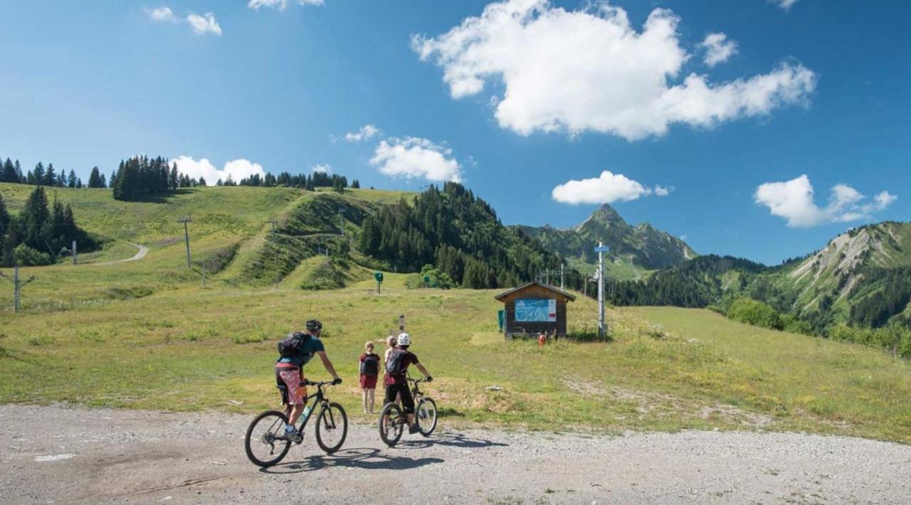 Joli 4 Pers 30m Des Pistes Balcon Plein Sud Au Pieds Des Pistes B27- Draps Non Compris * Saint-Jean-dʼAulps