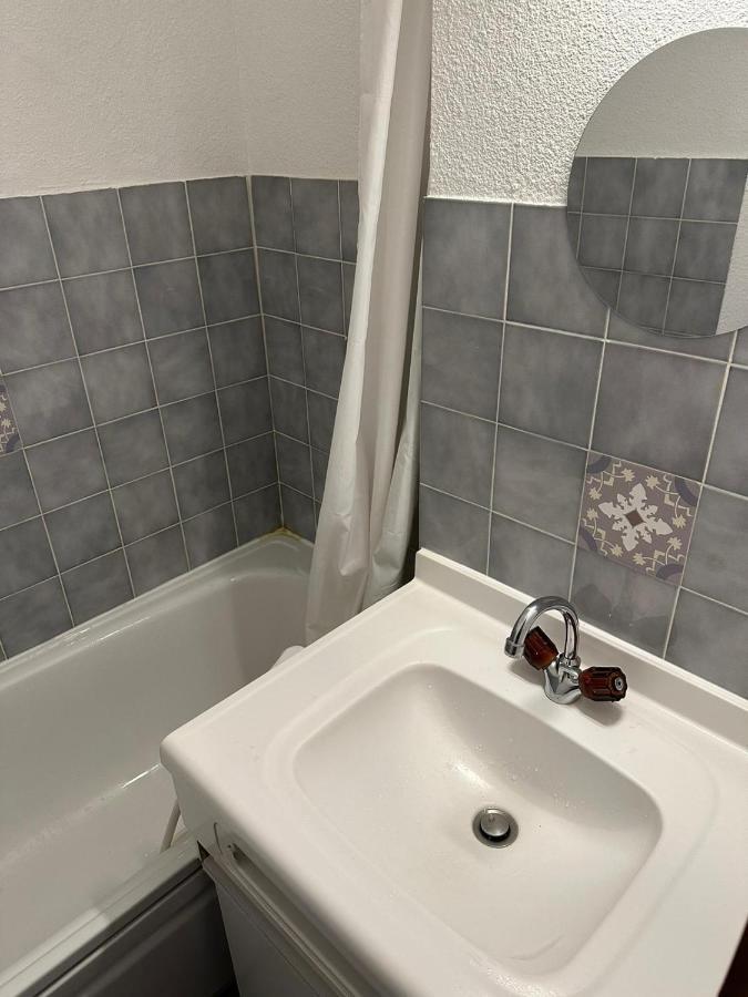 Joli 4 Pers 30m Des Pistes Balcon Plein Sud Au Pieds Des Pistes B27- Draps Non Compris Apartment *